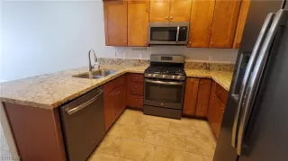 Photo #4: 2507599 Listing 