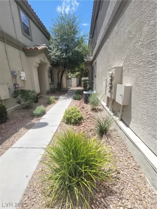 Photo #3: 2507615 Listing 