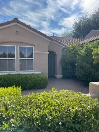 Photo #1: 2507634 Listing