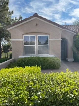 Photo #2: 2507634 Listing