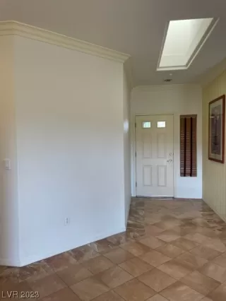 Photo #6: 2507634 Listing