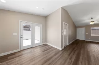 Photo #5: 2507637 Listing 