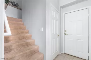 Photo #6: 2507639 Listing