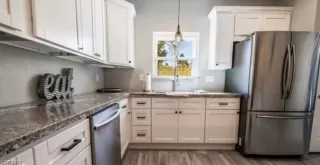 Photo #3: 2507658 Listing 