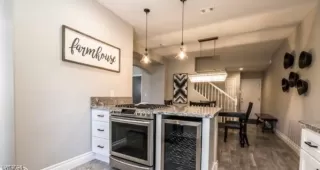 Photo #5: 2507658 Listing 