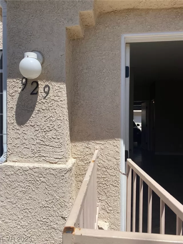 MLS: 2507667 Condo For Sale