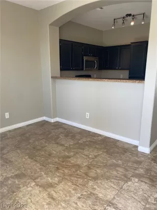 Photo #5: 2507667 Listing 