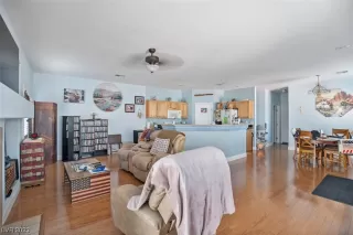 Photo #6: 2507690 Listing