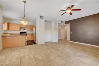 Photo #5: 2507698 Listing 