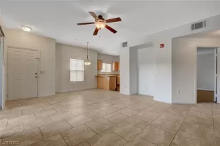 Photo #6: 2507698 Listing 