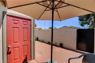 Photo #1: 2507703 Listing