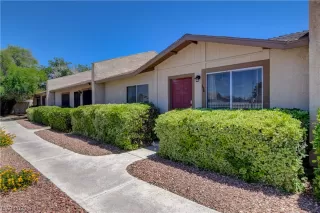 Photo #4: 2507703 Listing