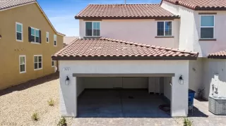 Photo #1: 2507713 Listing