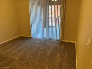 Photo #4: 2507716 Listing