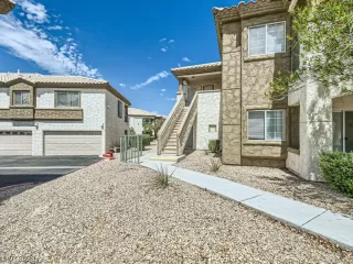 Photo #1: 2507733 Listing 