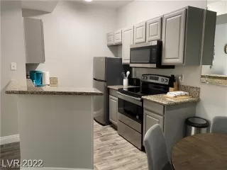 Photo #1: 2507737 Listing 