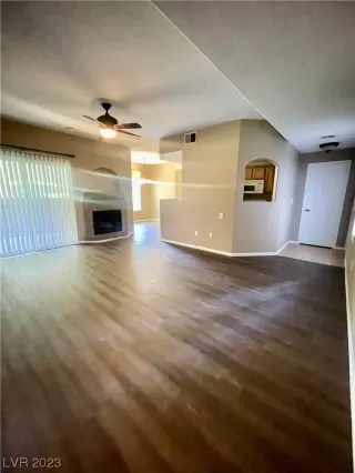 Photo #2: 2507778 Listing 