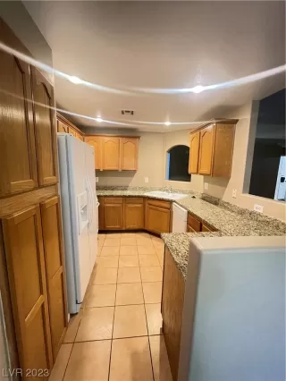 Photo #5: 2507778 Listing 