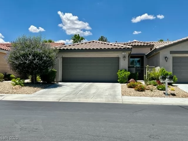 MLS: 2507808 Condo For Sale