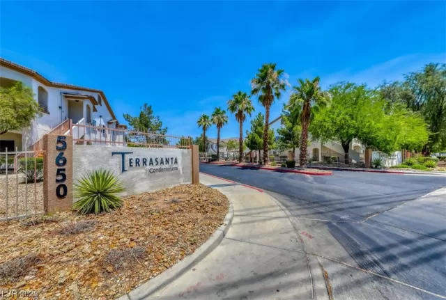 MLS: 2507816 Condo For Sale