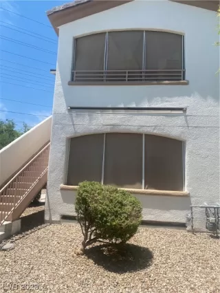 Photo #6: 2507816 Listing