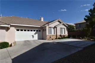 Photo #1: 2507817 Listing 