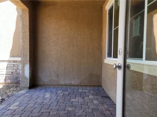 Photo #4: 2507827 Listing 