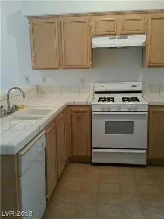 Photo #2: 2507843 Listing 