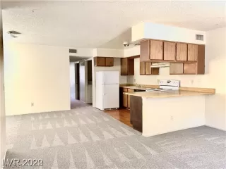 Photo #3: 2507844 Listing 