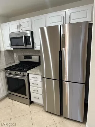 Photo #5: 2507858 Listing 