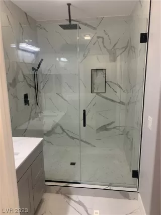 Photo #3: 2507860 Listing