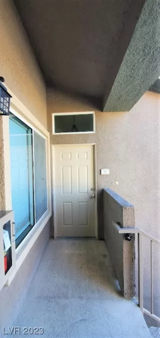 Photo #1: 2507866 Listing 