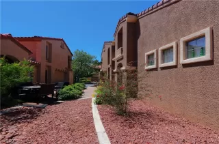 Photo #1: 2507922 Listing 