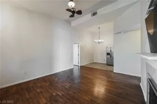 Photo #6: 2507929 Listing 