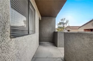 Photo #4: 2507931 Listing