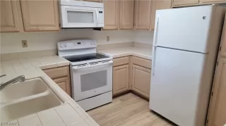 Photo #2: 2507950 Listing 