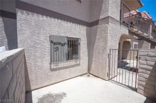 Photo #2: 2507962 Listing