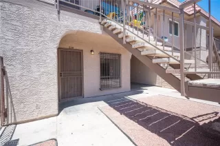 Photo #3: 2507962 Listing