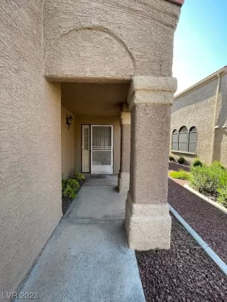 Photo #1: 2507973 Listing 