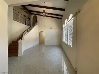 Photo #2: 2507973 Listing 