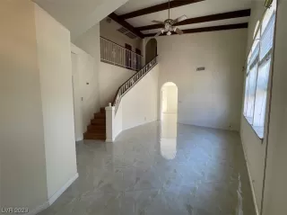 Photo #3: 2507973 Listing 