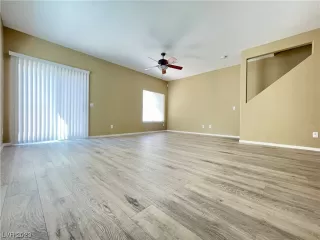 Photo #5: 2508085 Listing 