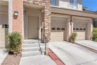 Photo #1: 2508104 Listing