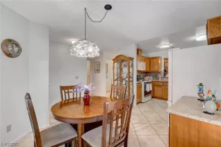 Photo #2: 2508110 Listing 