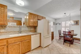 Photo #6: 2508110 Listing 