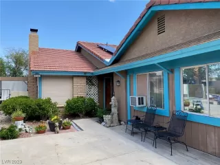 Photo #2: 2508125 Listing 