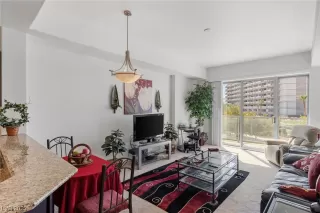 Photo #2: 2508132 Listing 