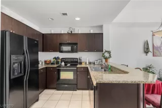 Photo #6: 2508132 Listing 
