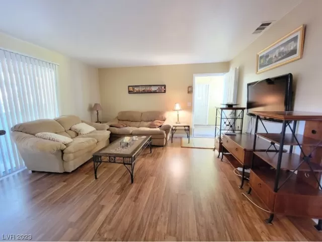 MLS: 2508157 Condo For Sale