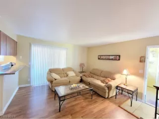 Photo #1: 2508157 Listing